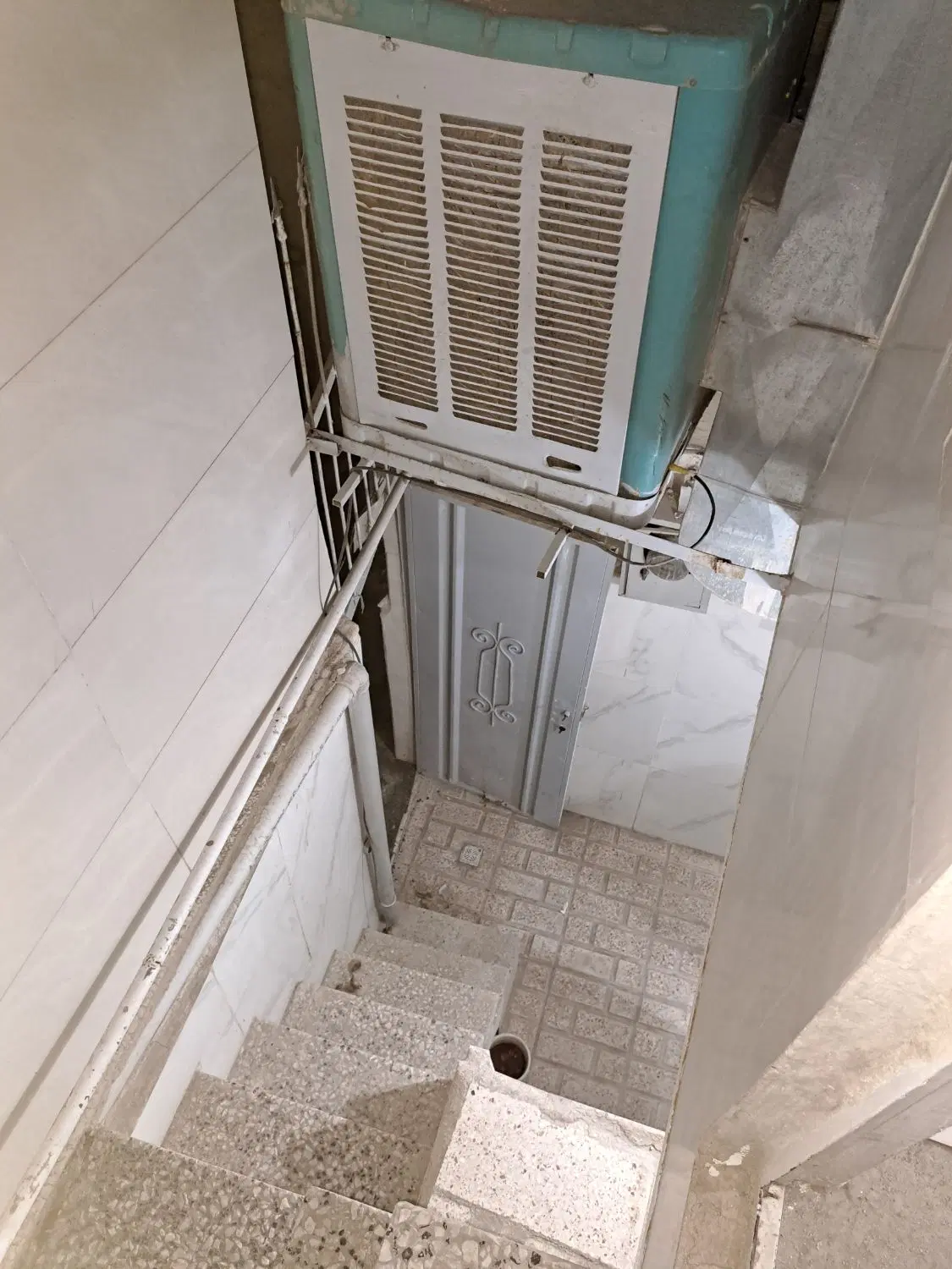 خانه دو طبقه قلعه میر