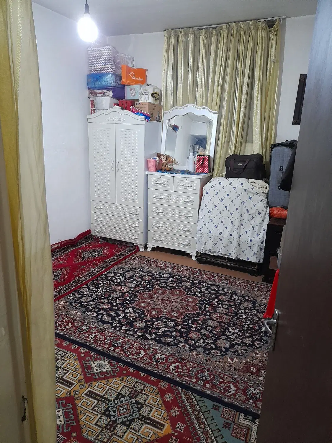 خانه ویلایی  جنوبی بلوار۱۵خردادکوچه شکوفه