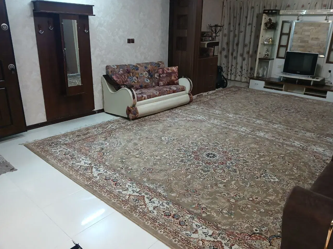 سوئیت ویلایی فول امکانات پارکینگ دار و نزدیک حرم