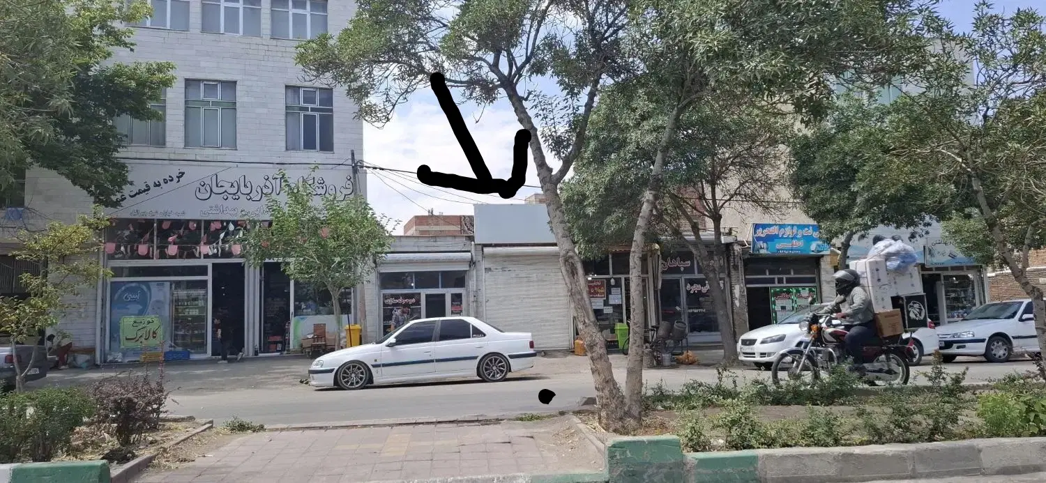 اجاره و رهن مغازه ۱۰۰مترمربع برخیابان حسن آباد