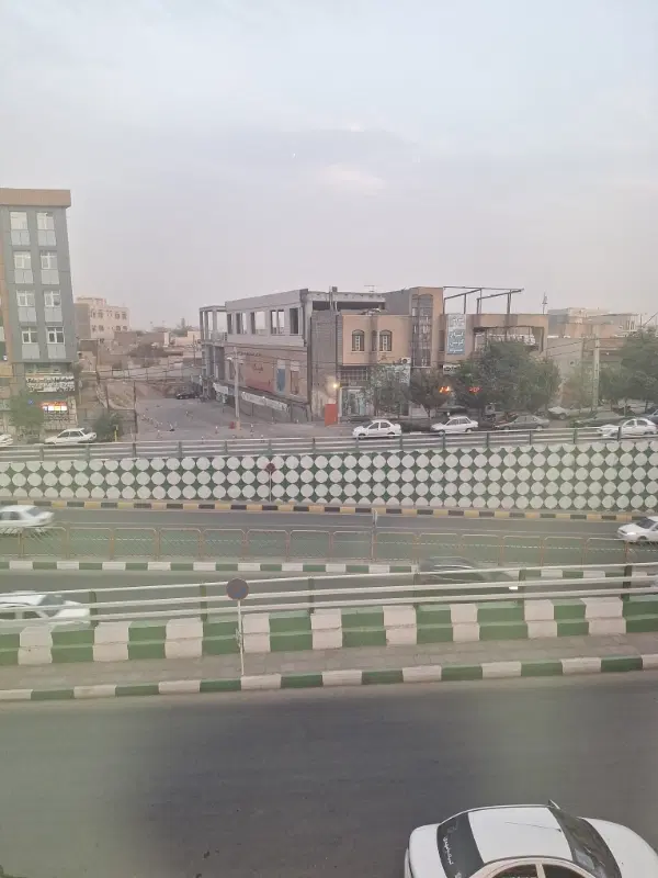 واحد 100 متری زعفرانیه