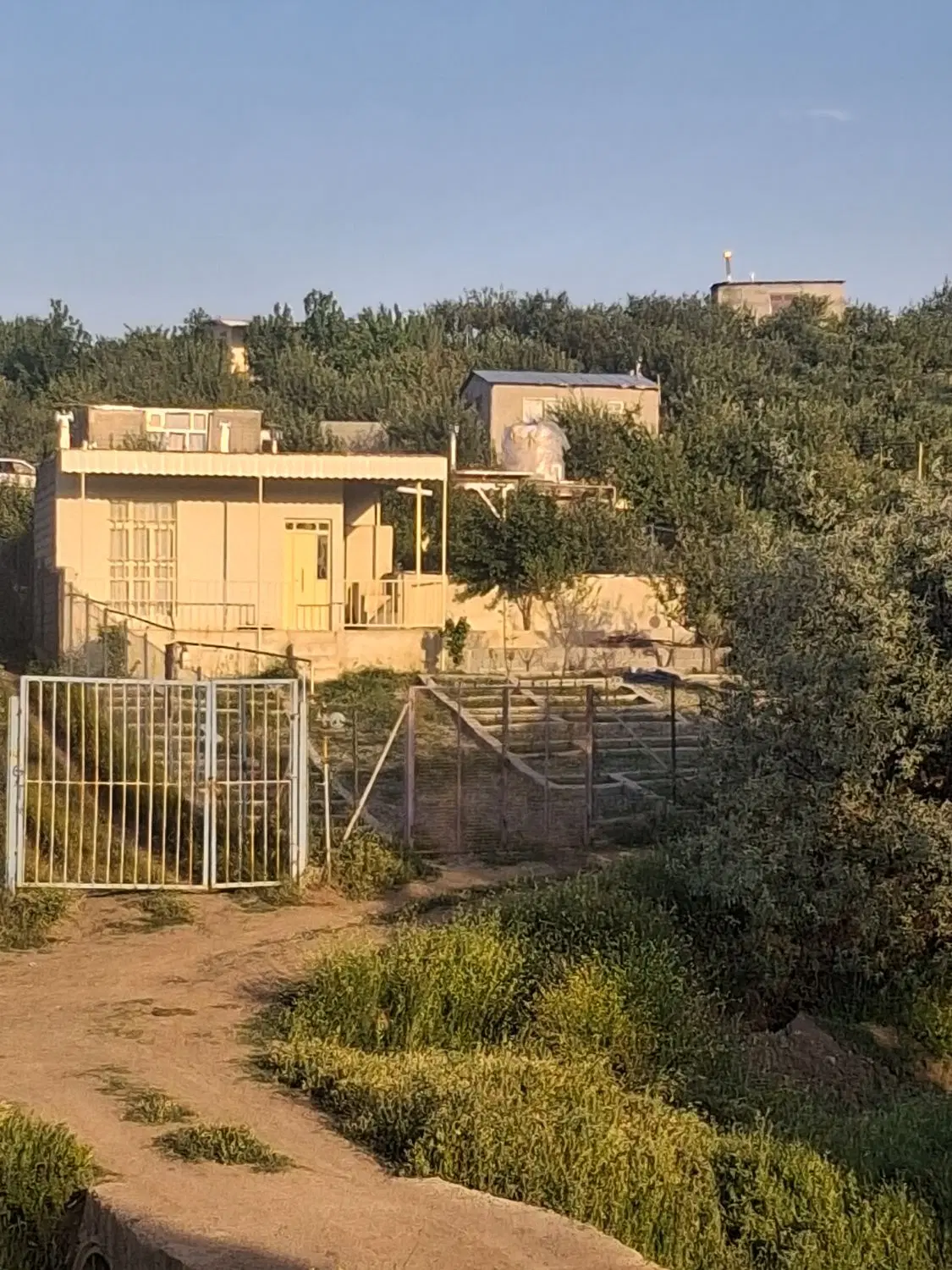سه‌عددآپارتمان‌خ‌امام‌دوست‌کوچه‌پناهپور1