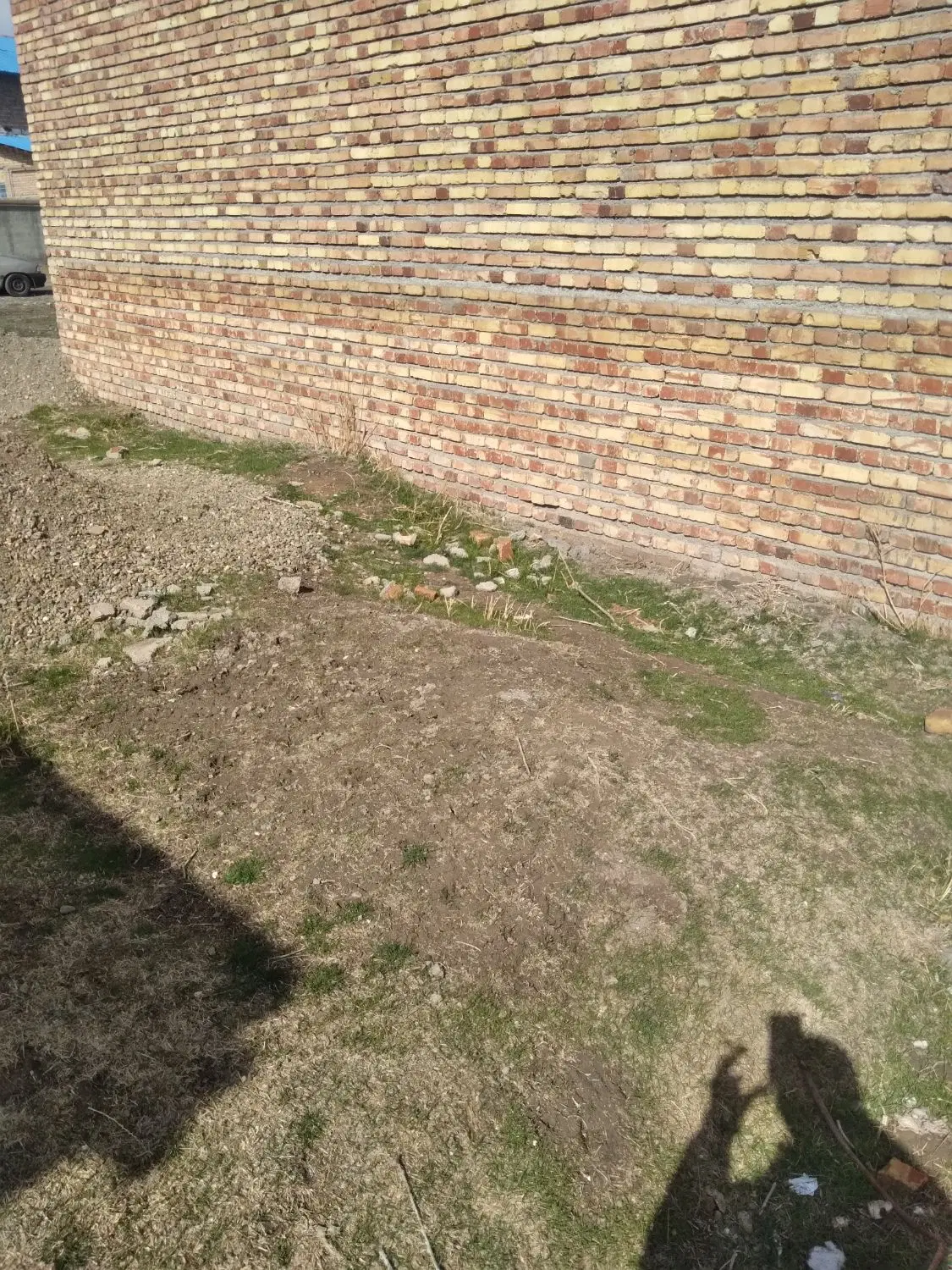 زمین با مجوزدرکوی لاله