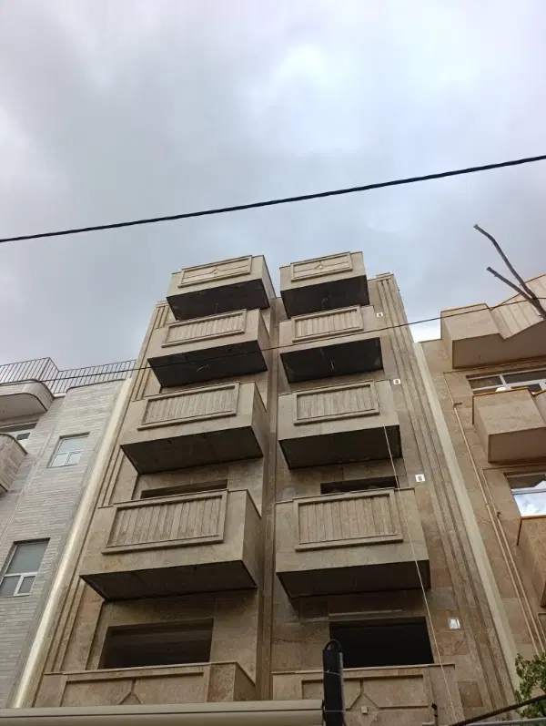 رهن رسالت فجر 95متر آسانسور پارکینگ کلید نخورده
