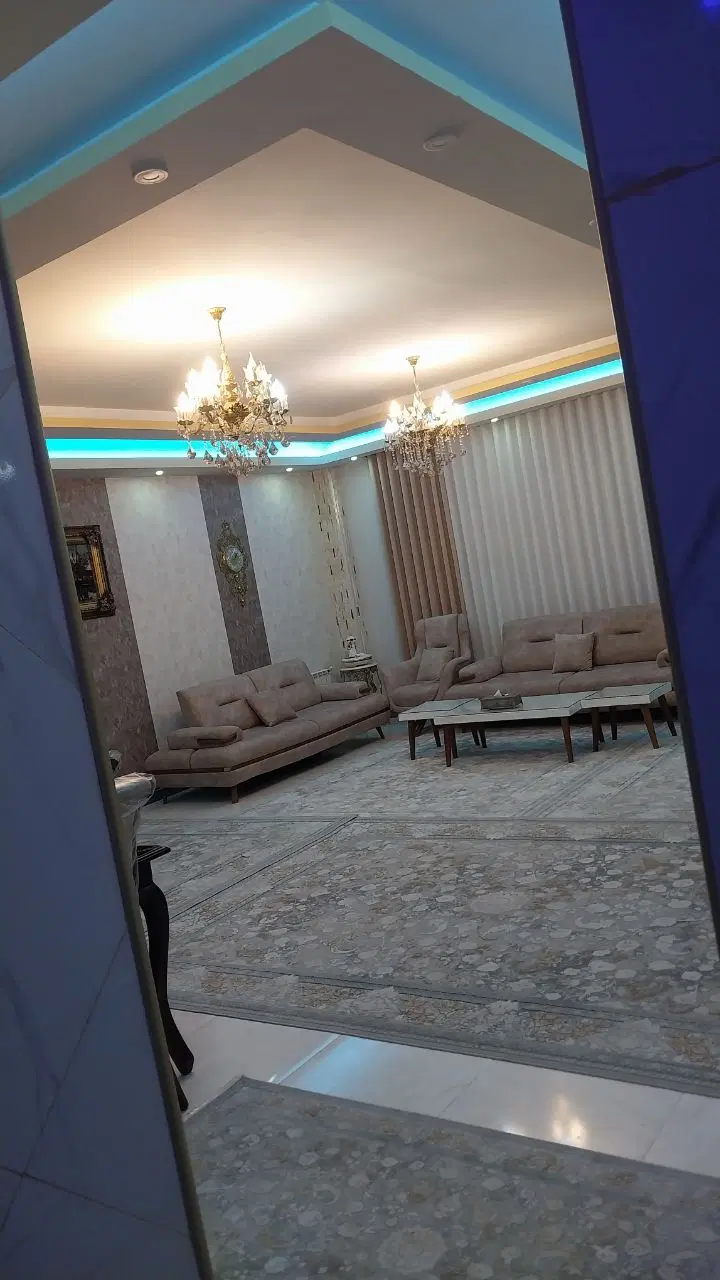 آپارتمان بسیار شیک ونوساز در کارمندان