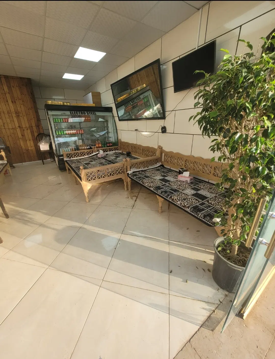 اجاره مغازه فین بزرگ