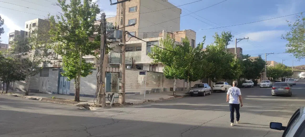 ویلایی ۲۵۰ متری دو نبش