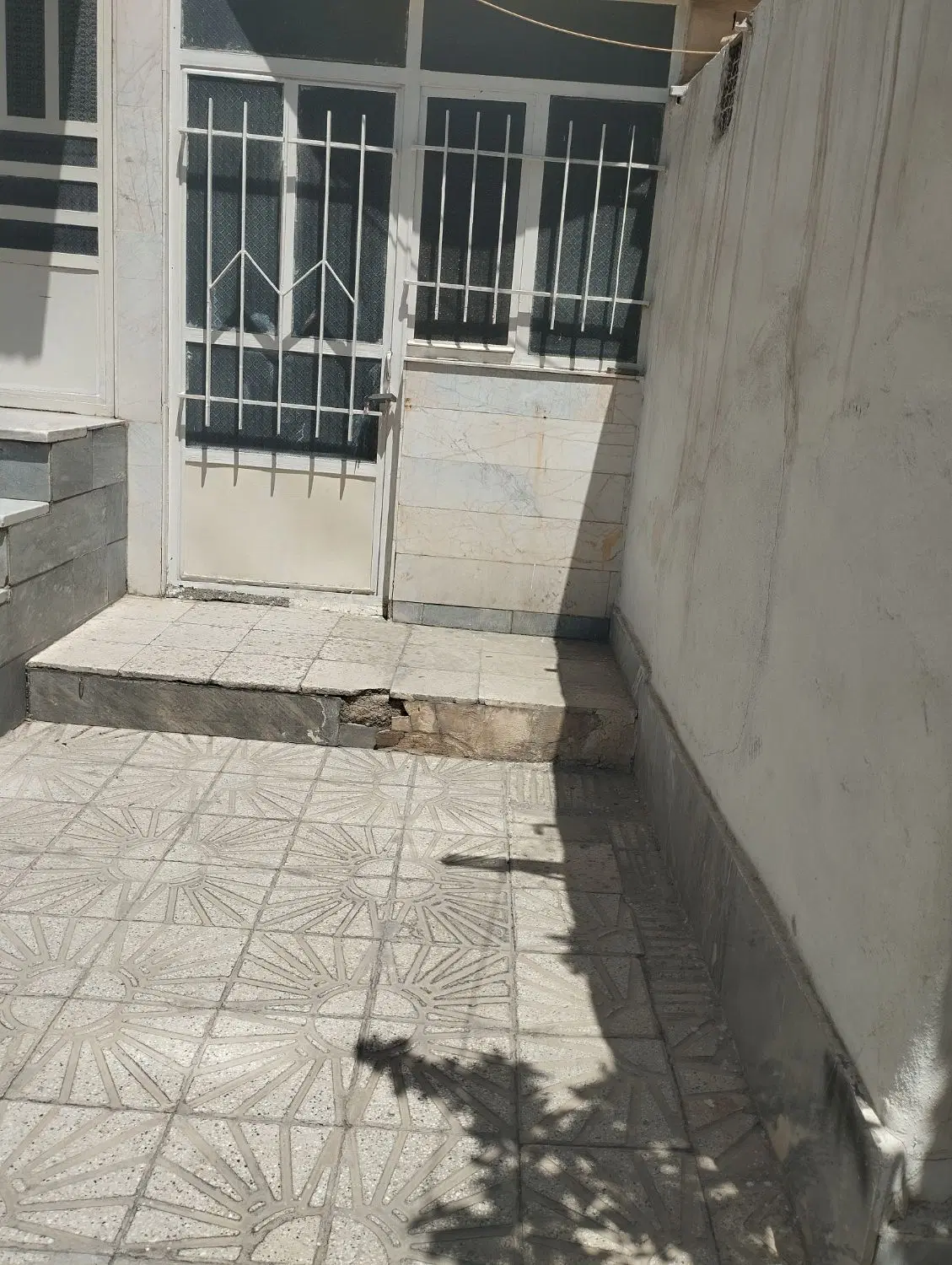 انباری ۲۱ متری
