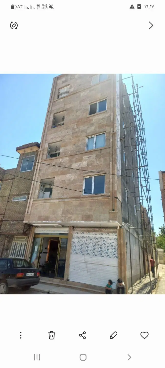 آپارتمان طبقه سوم آسانسور دار