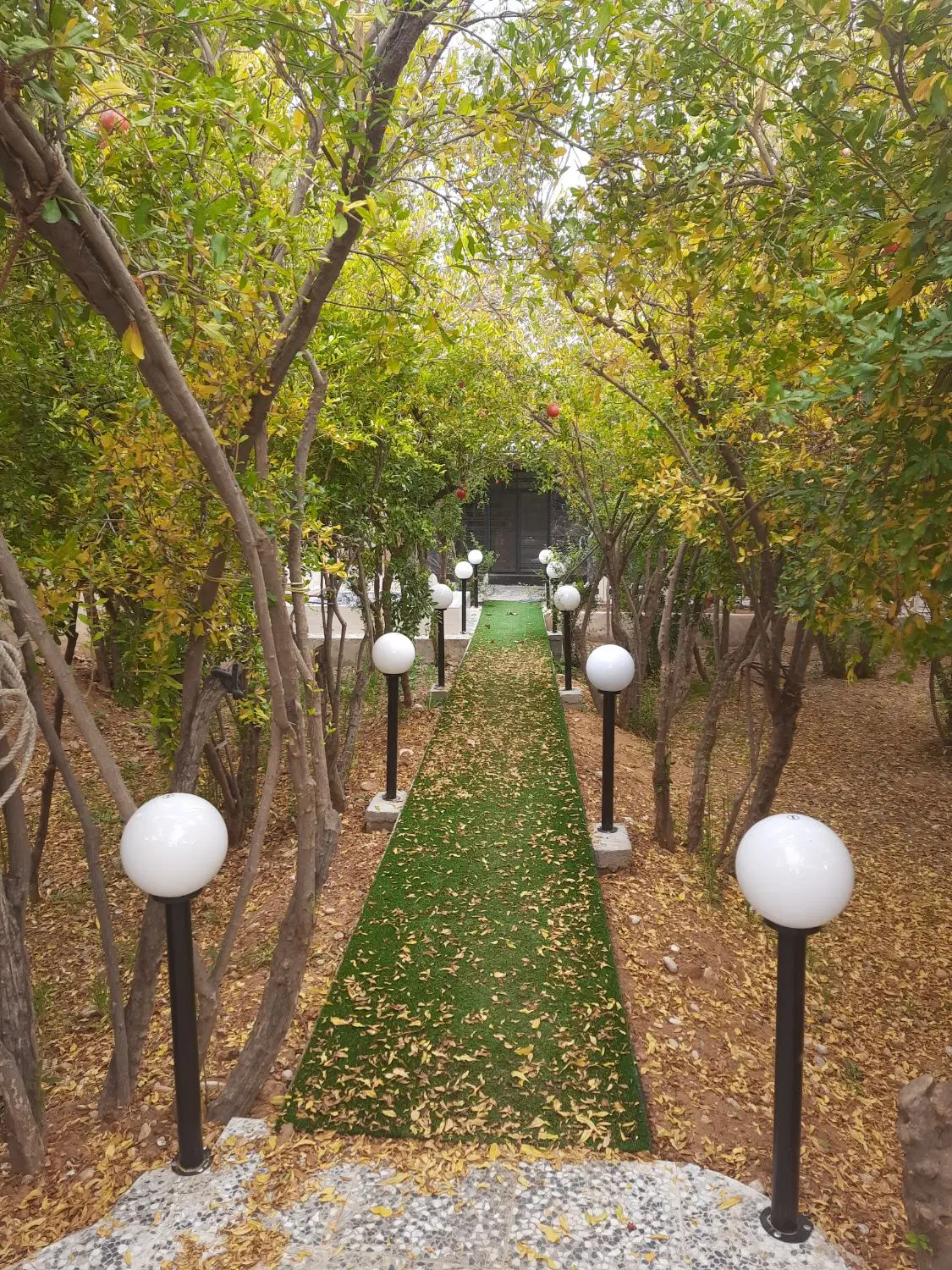 خونه باغ قصردشت