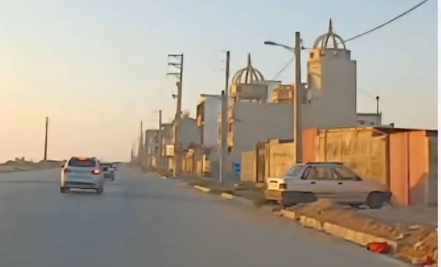 زمین ساحلی 190 کوچه ی دوم به دریا تک برگ