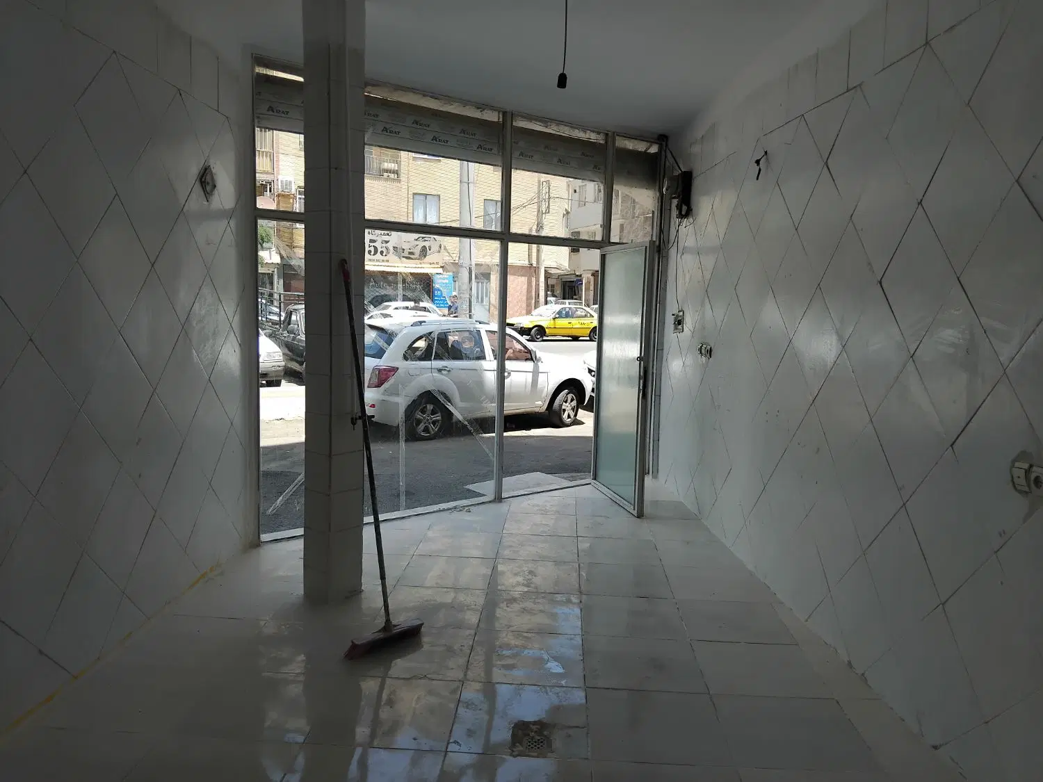 اجاره یک واحد تجاری