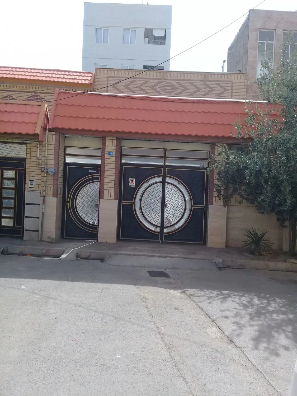 منزل مسکونی اجاره ای شمالی ۱۶۰ متر