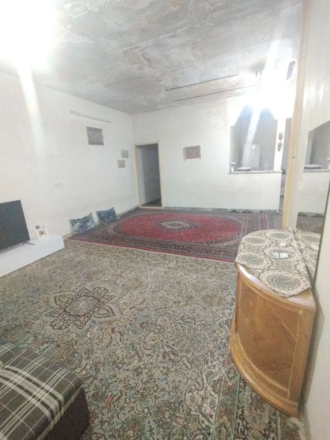 ویلایی حیاط‌دار ۸۰متری _ روبروی پارک _قلعه میر