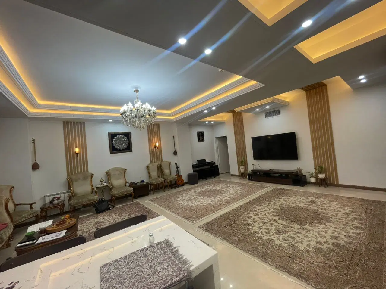 بهشتی ۲۱