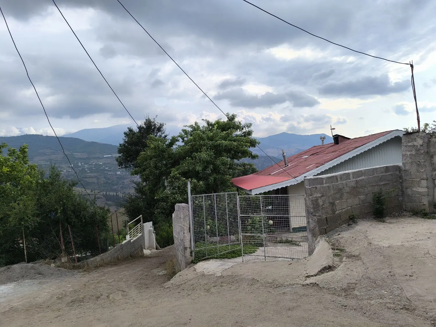 ۲۵۰ متر خانه باغ روستای دفراز