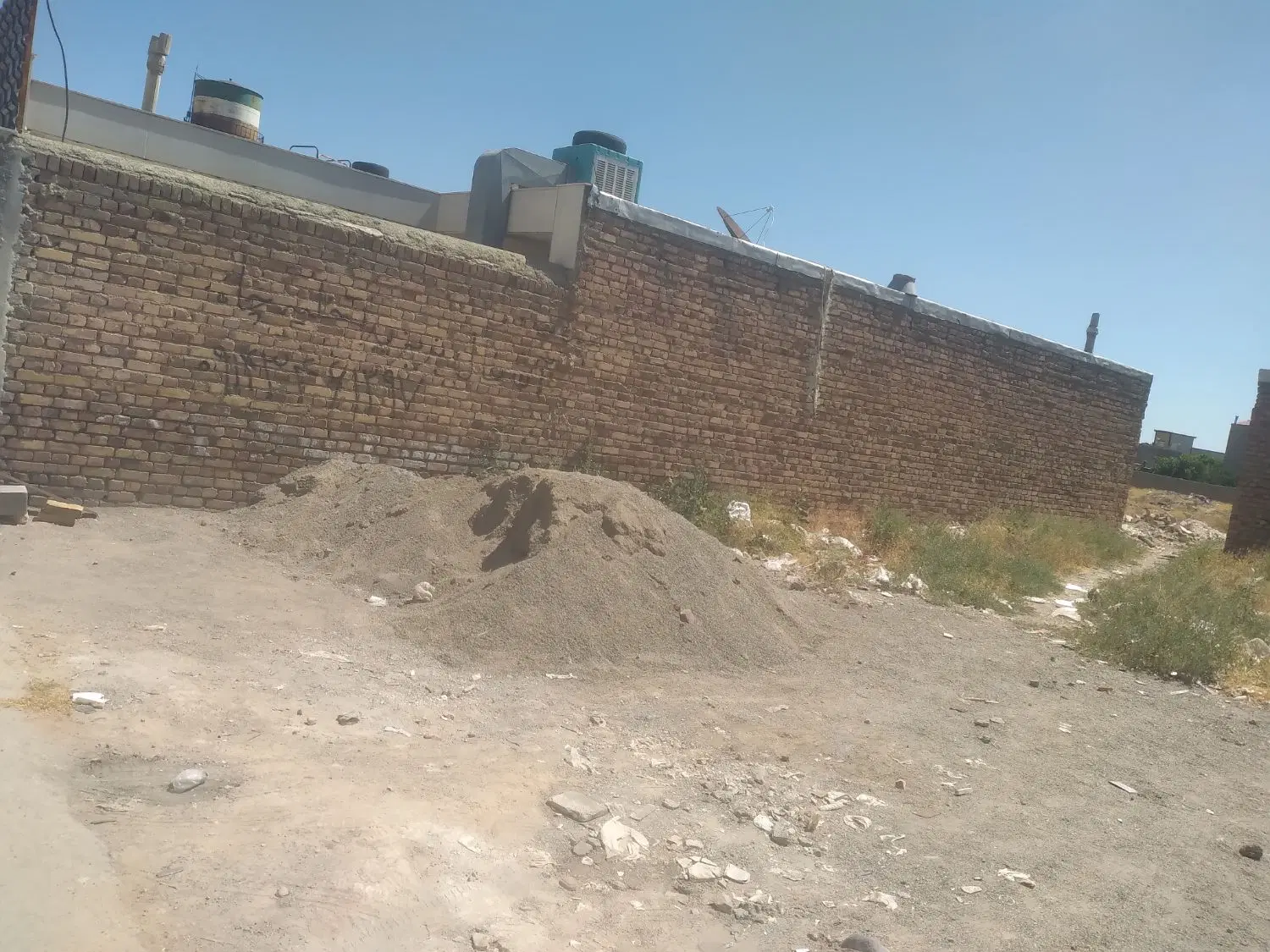 زمین خانگی بمتراژ 85