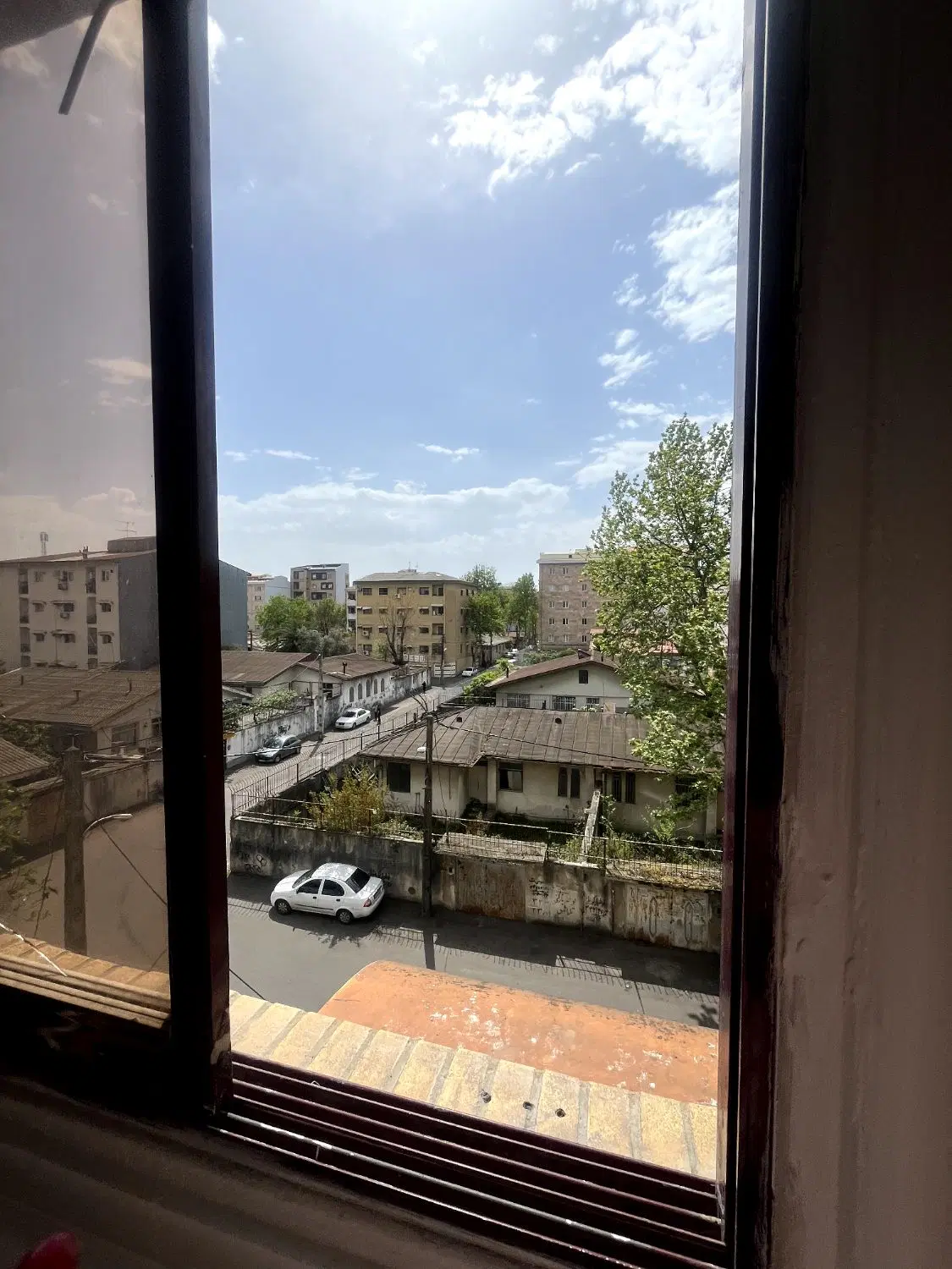 اجاره 85 متری در بیانی روبه روی استخر اریکه