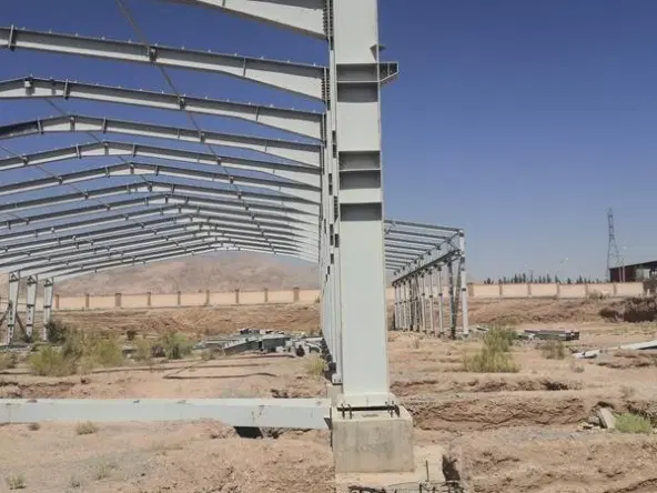 ۴هکتار زمین مرغوب با سیصد متر چاه عمیق