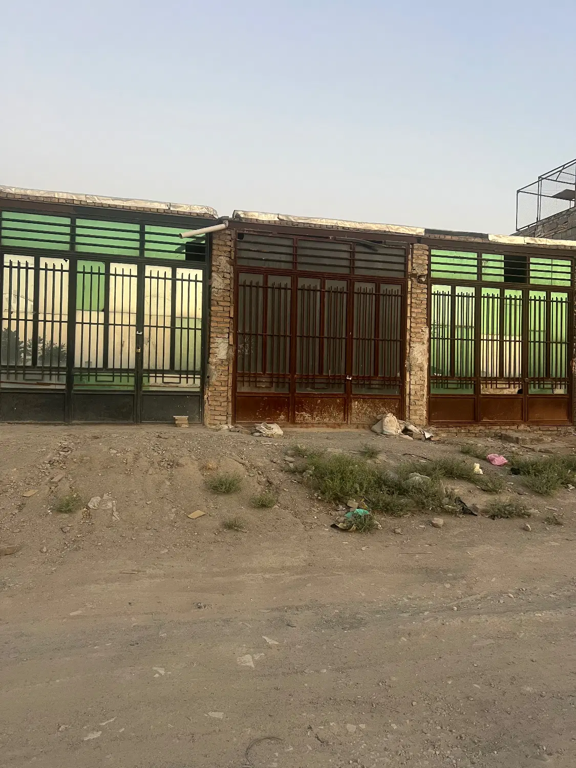 مغازه فروشی