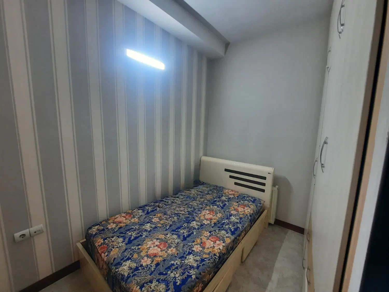 130 متر 3 خواب تک واحدی