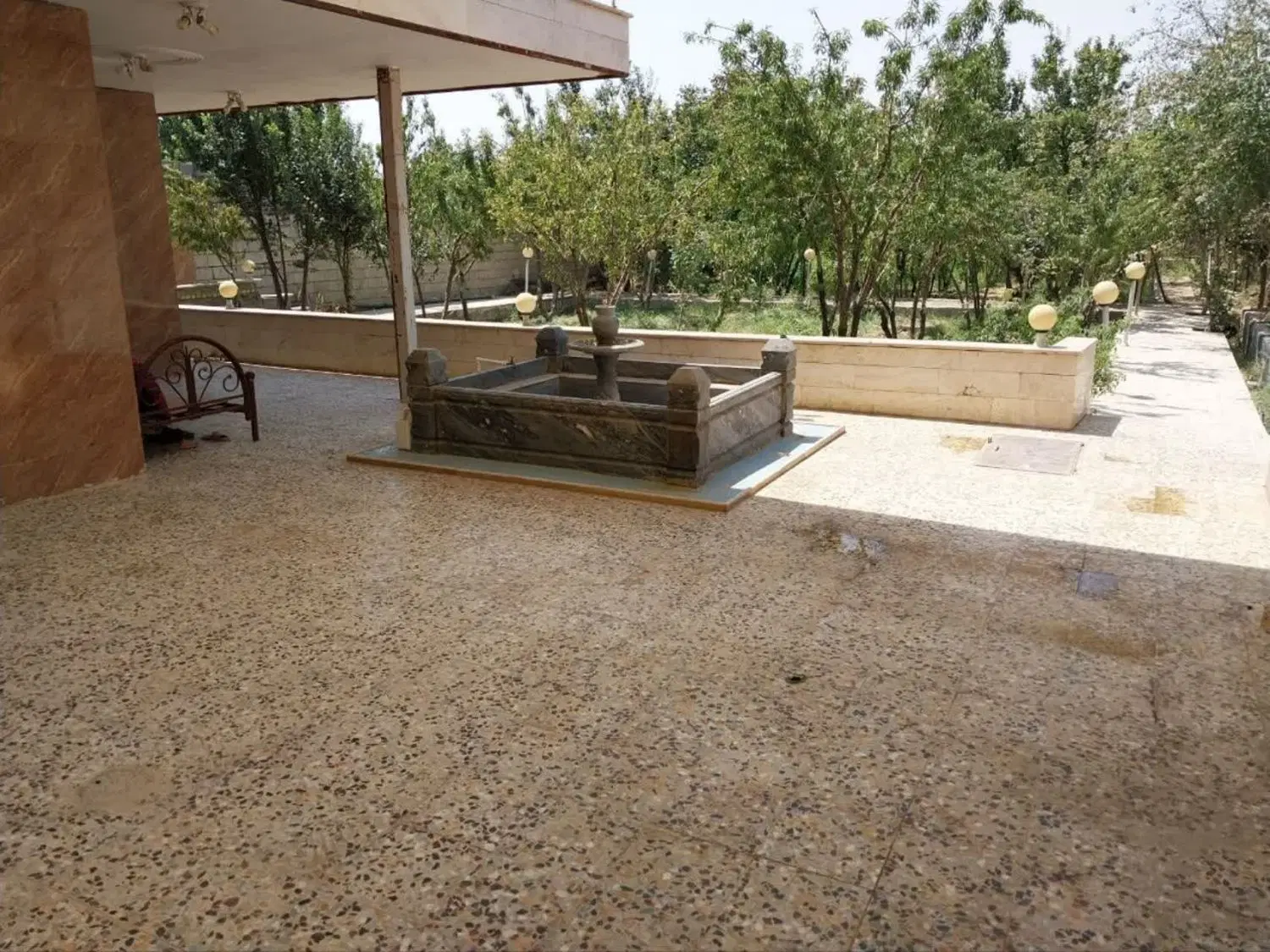 باغ ویلای سرسبز