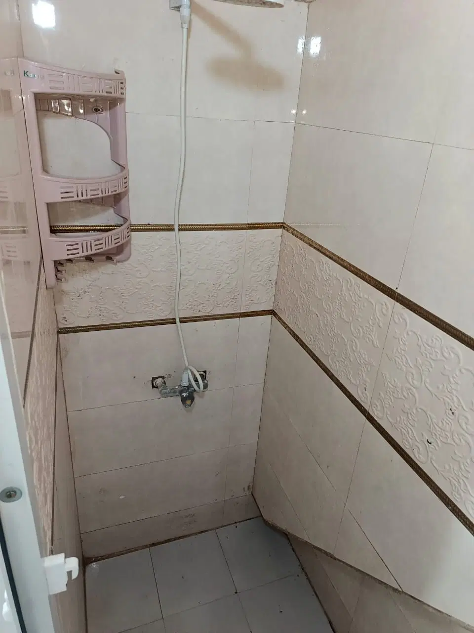 ابارتمان همکف در رستمی ابراهیمیان ۱۲ درب مستقل