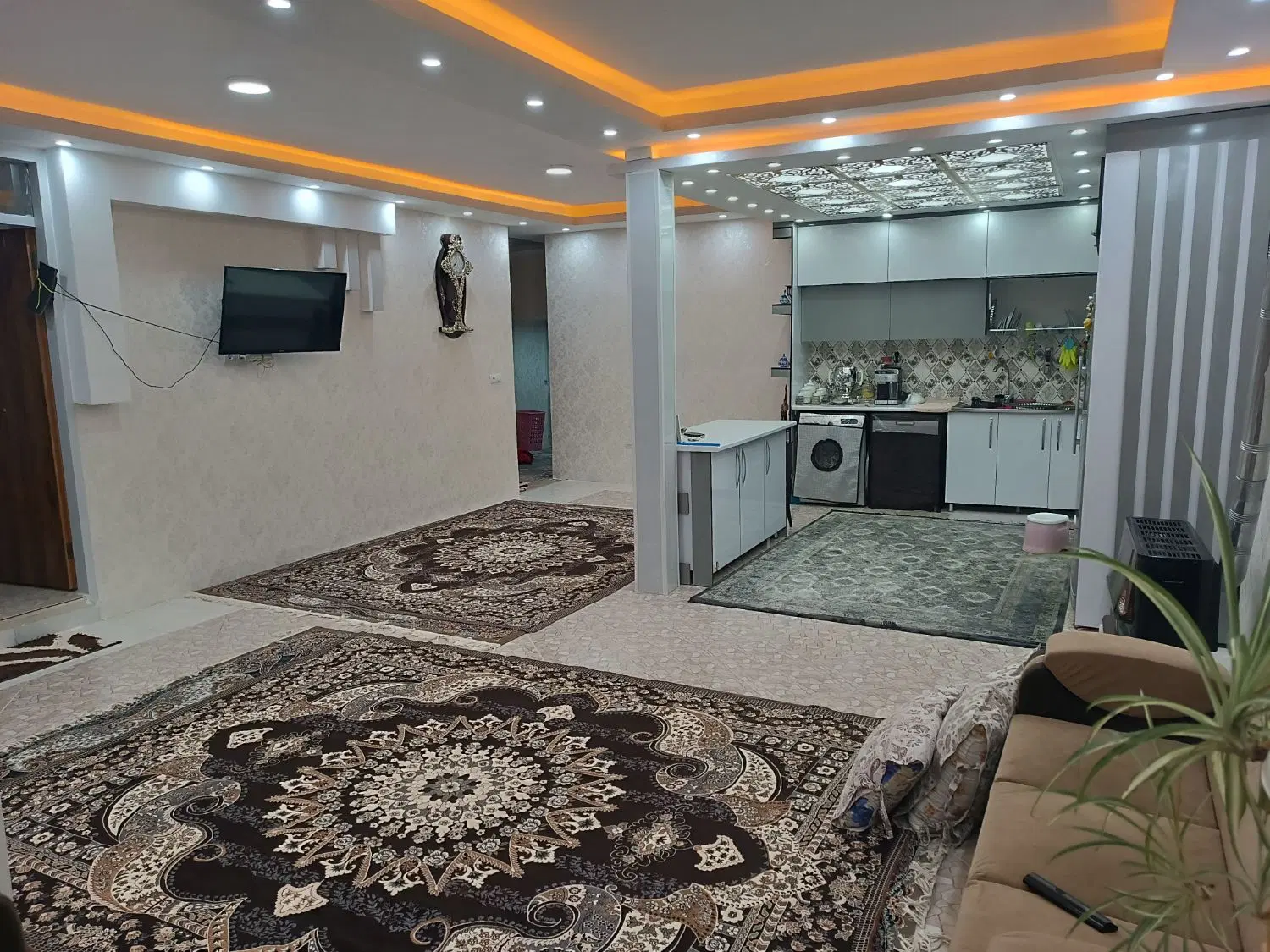 منزل مسکونی ویلائی