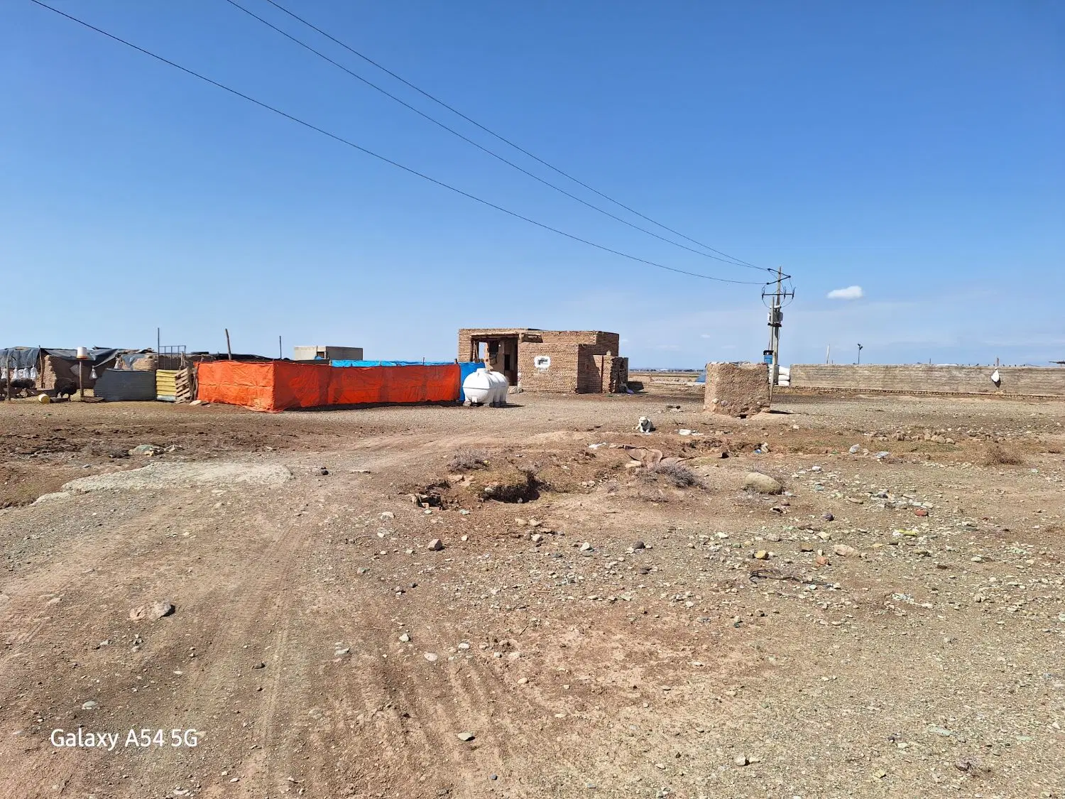 ۱۷،۰۰۰ متر زمین مزروعی