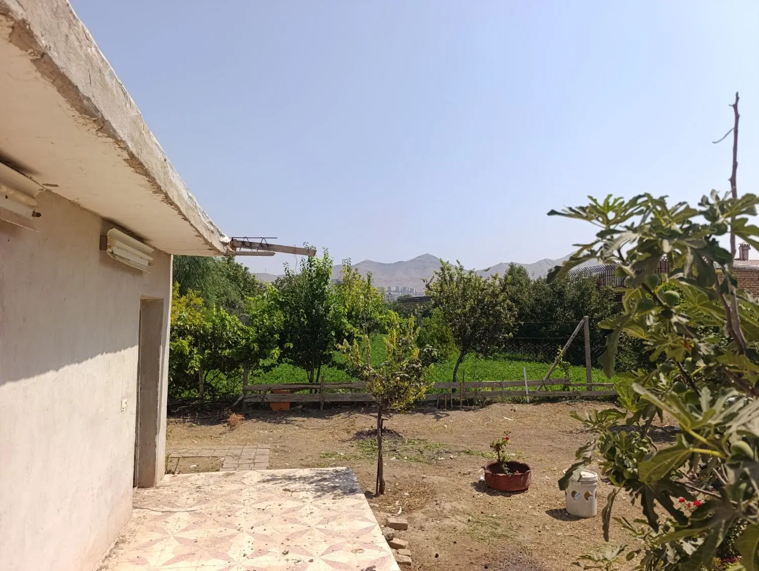 زمین ویلایی