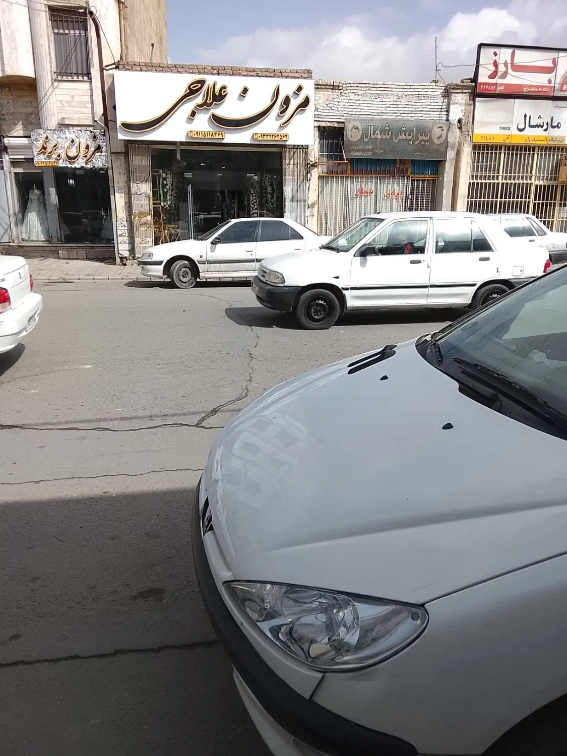 ملک تجاری به متراژ۱۶۳متر واقع درخیابان امام خمینی