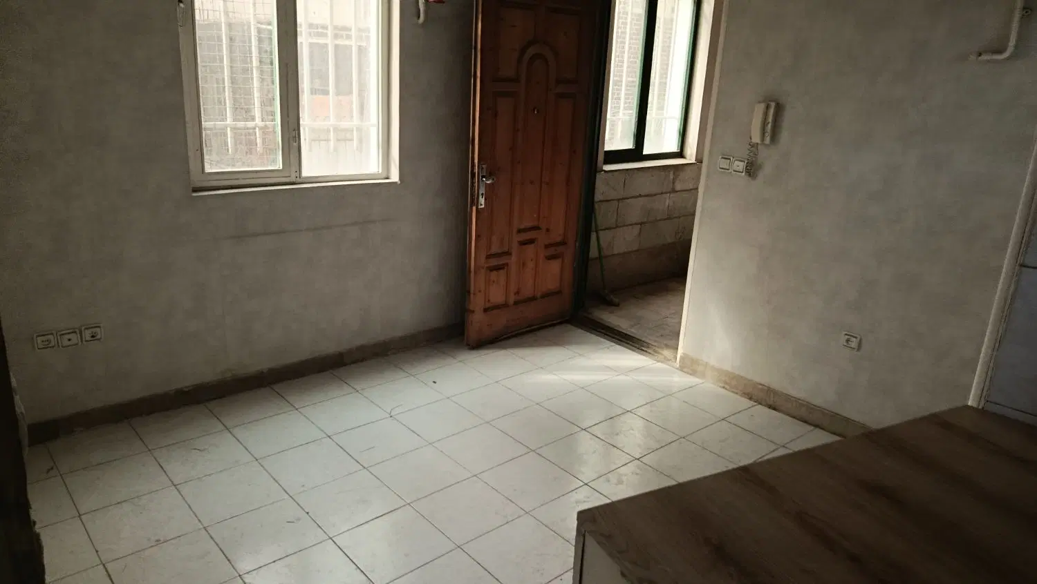 31متر طبقه همکف  با پارکینگ