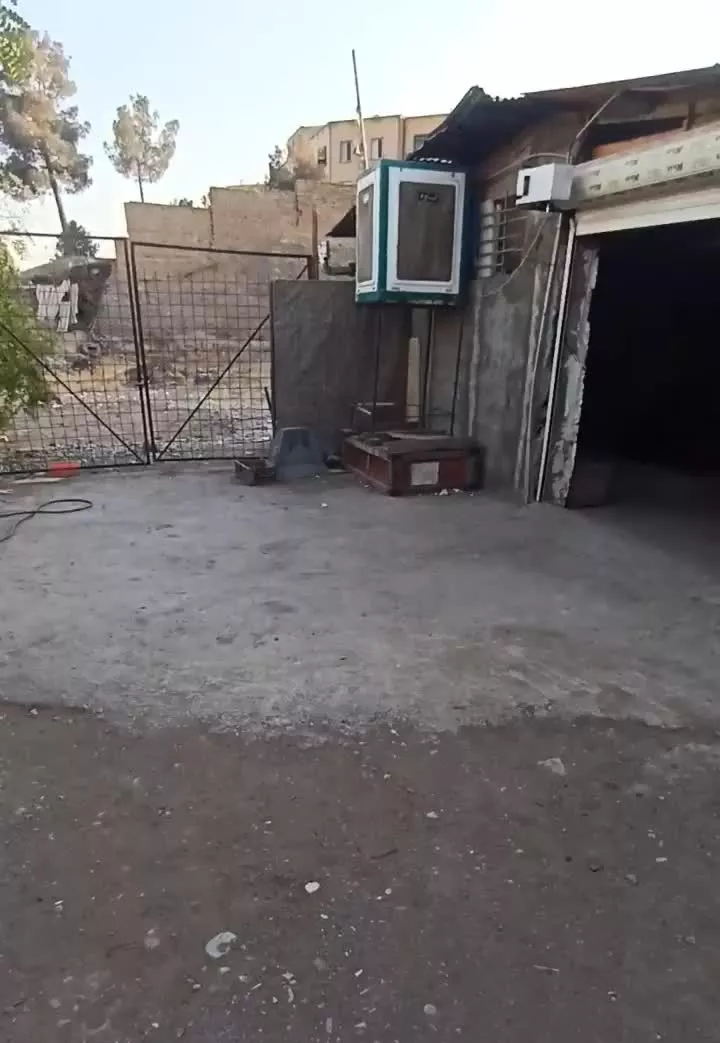 ۱۱۰ متر سالن
