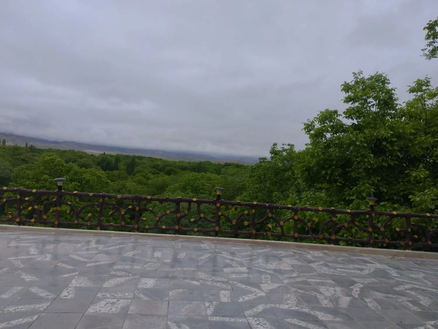 ویلای استخردار