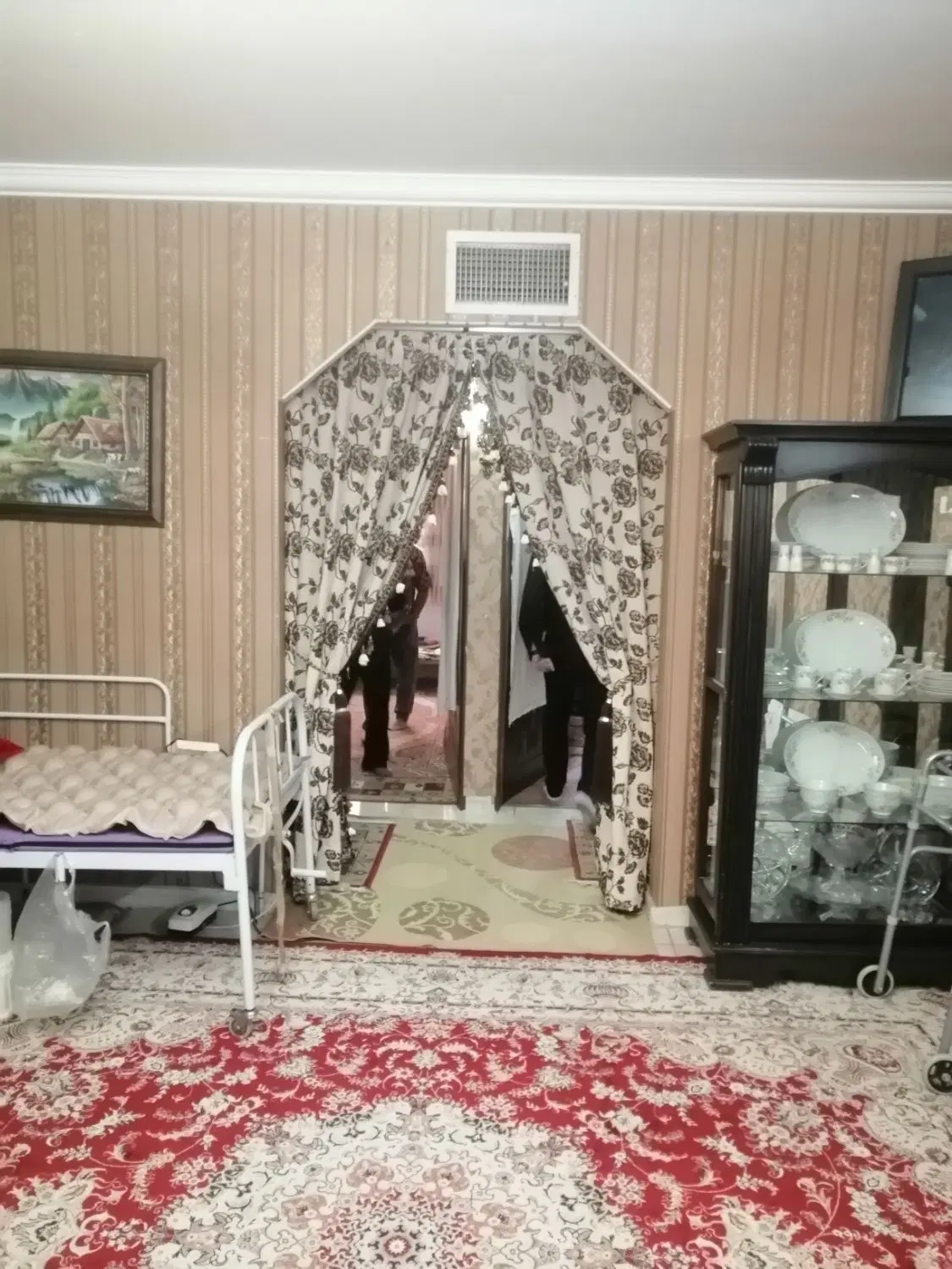 واحد آپارتمان 85 متری کشف حافظ