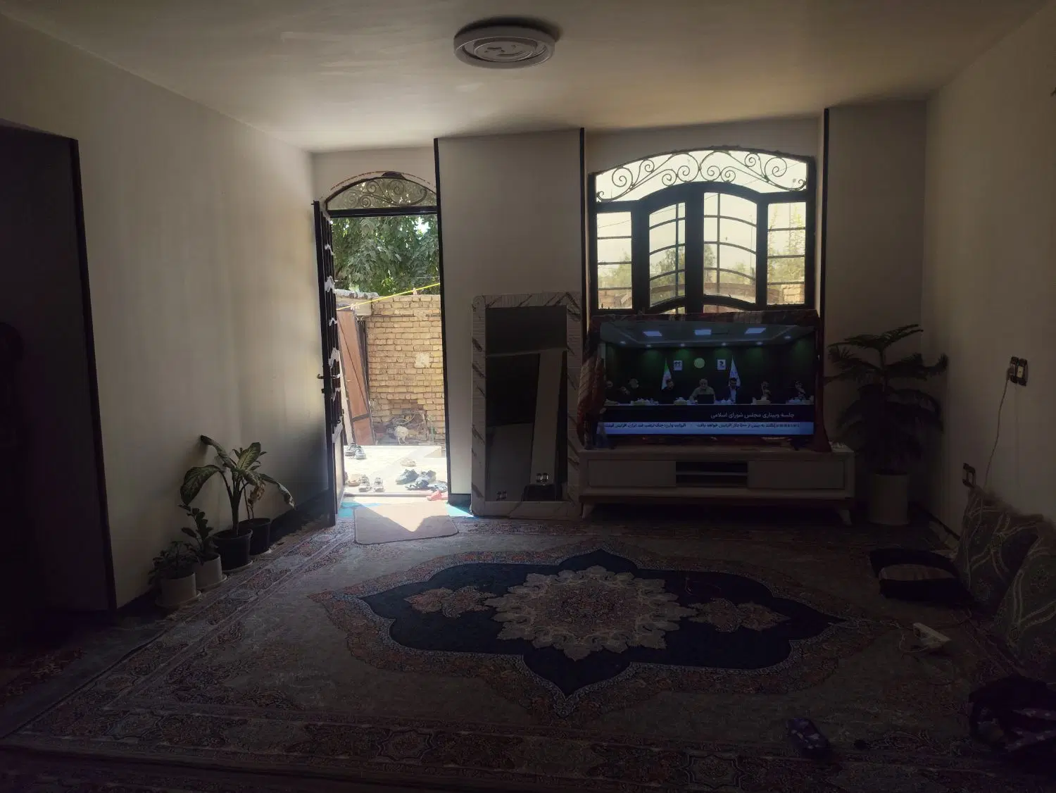 منزل طبقه همکف شهرک گلها