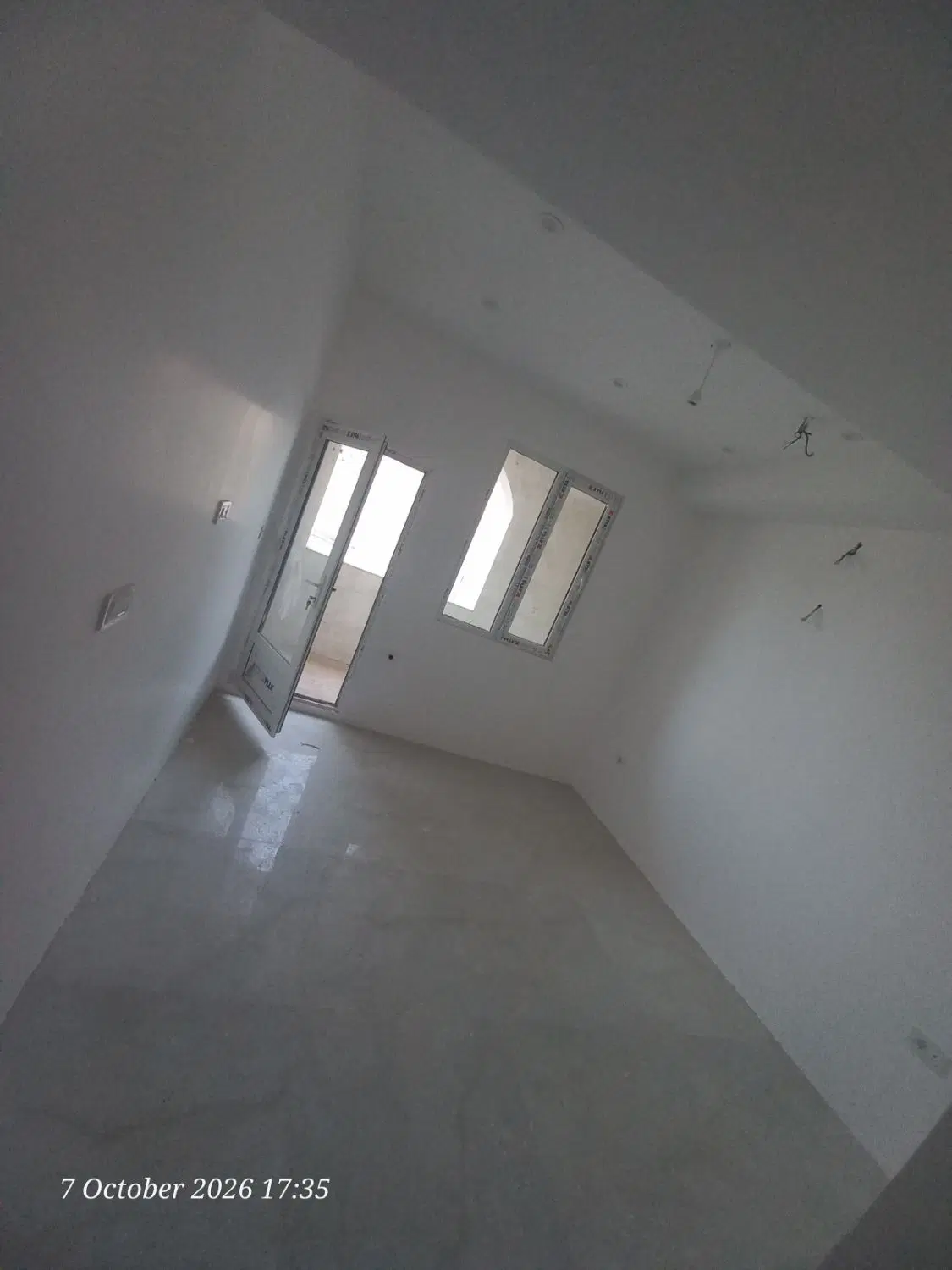 100 متری ط 4