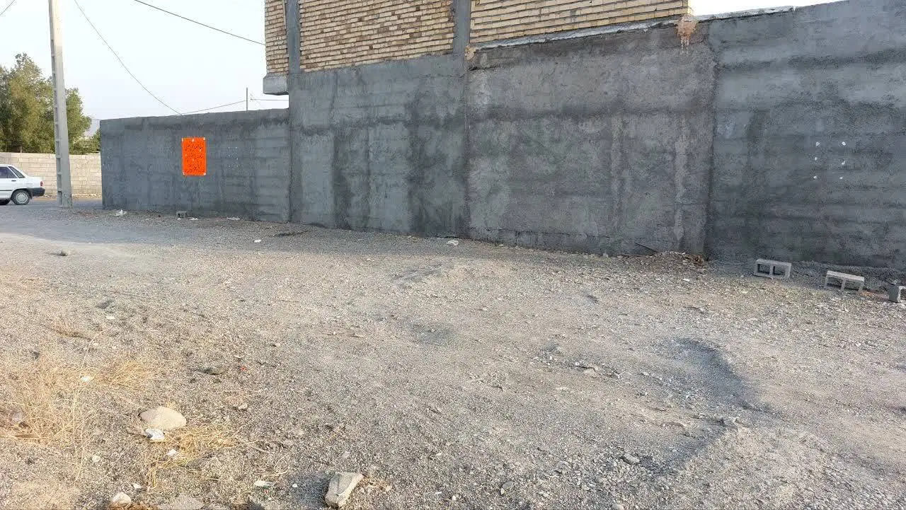 زمین آبنمای رودان
