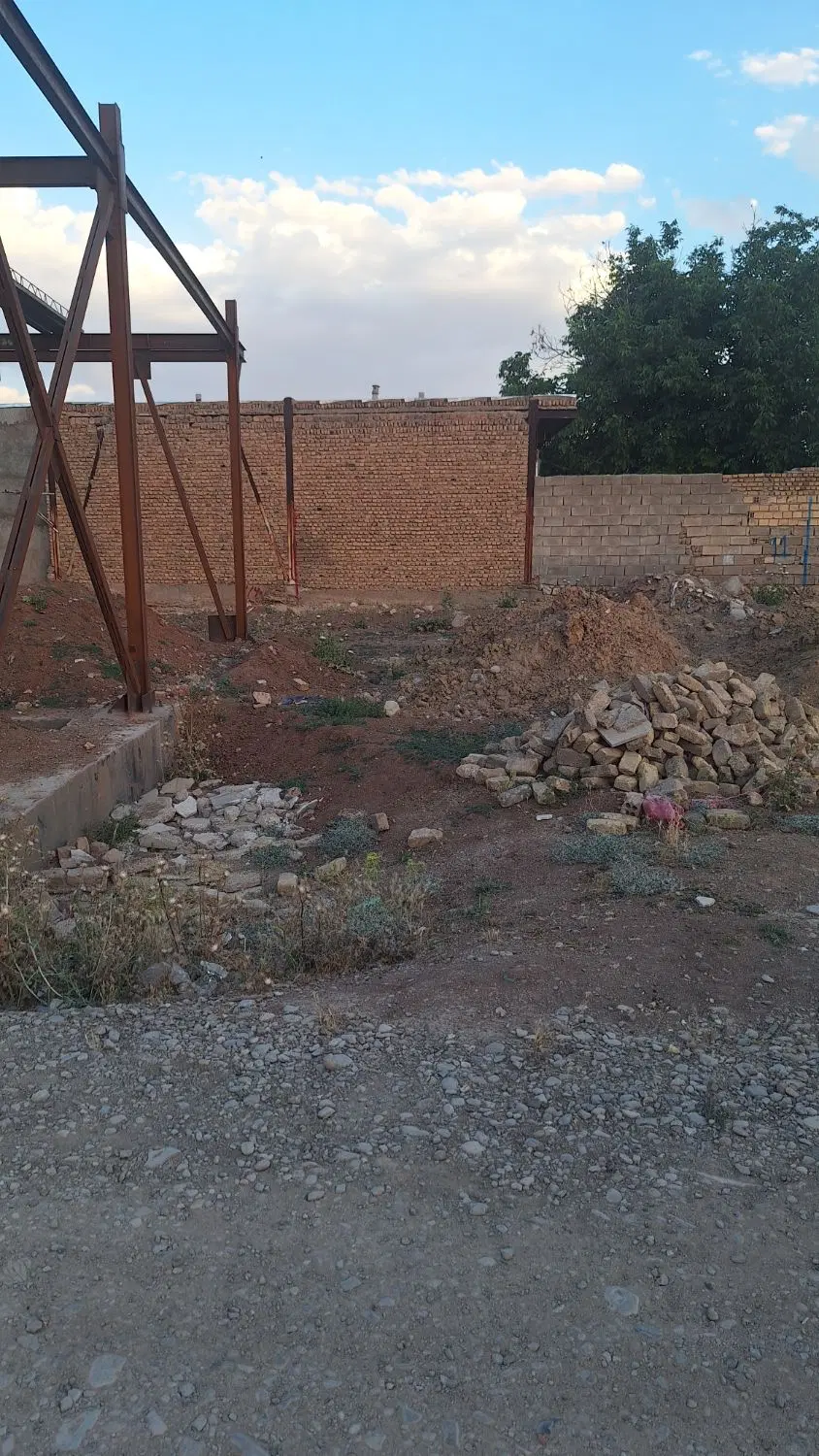 زمین مسکونی. شهرک پرواز. لاله33