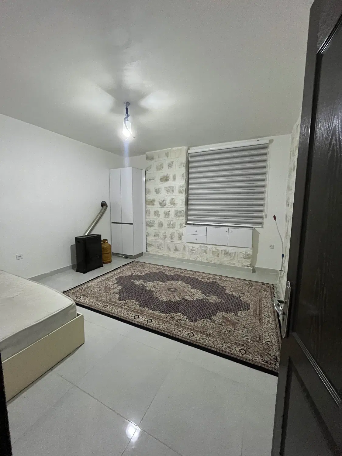 ویلا باغ اجاره روزانه و ساعتی بسیار لوکس و تمیز