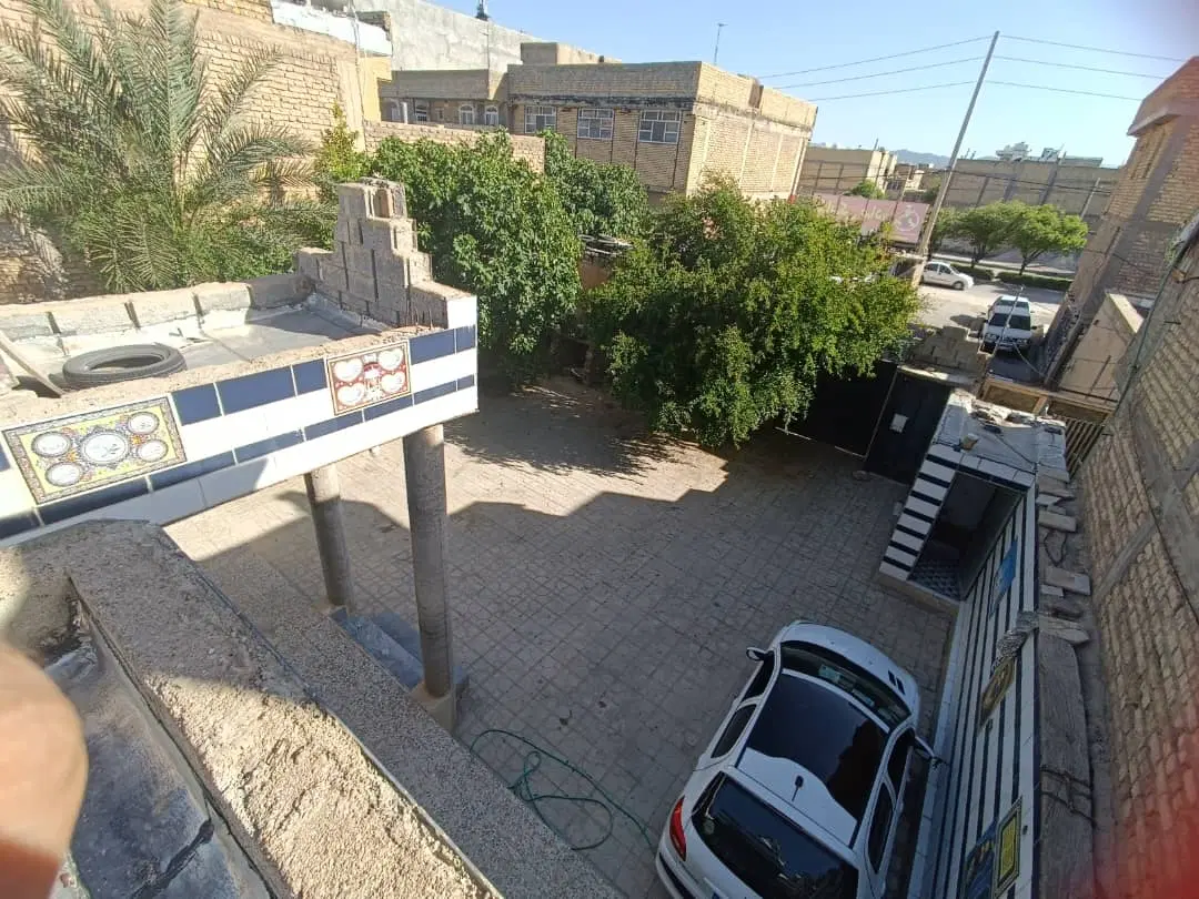 خانه ویلایی در خیابان ژیان دو بر