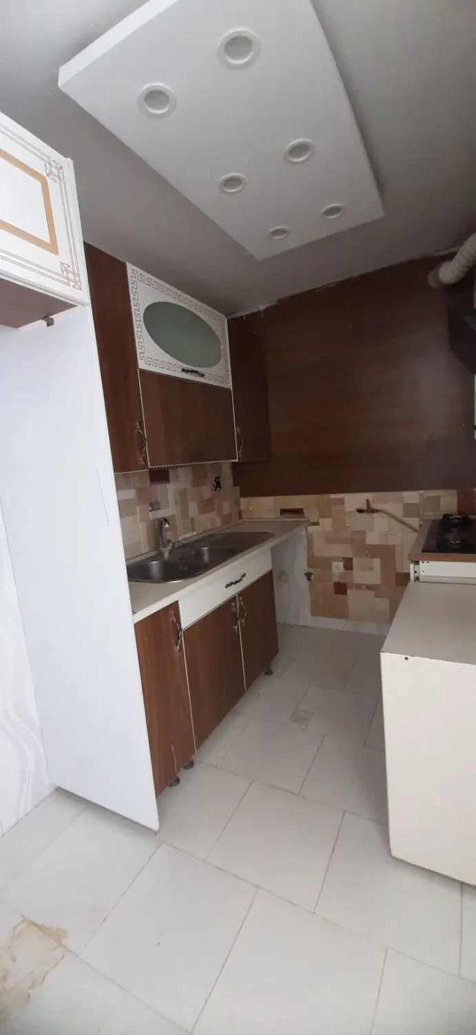 نبش بلوار ادب شمالی