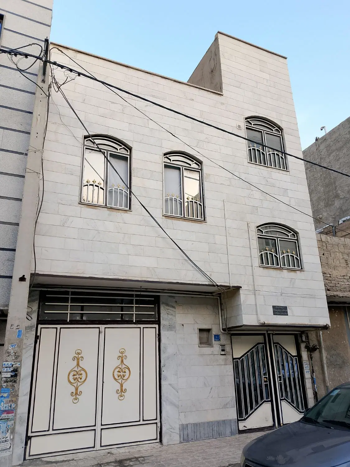 خانه ویلایی جنوبی2طبقه به فروش می رسد