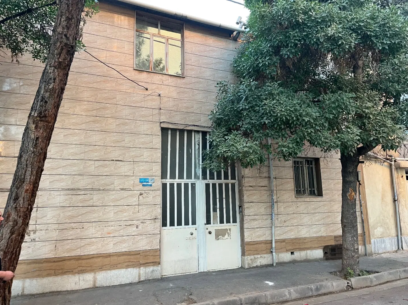 خانه ویلایی ۱۰۰ متر دولت اباد