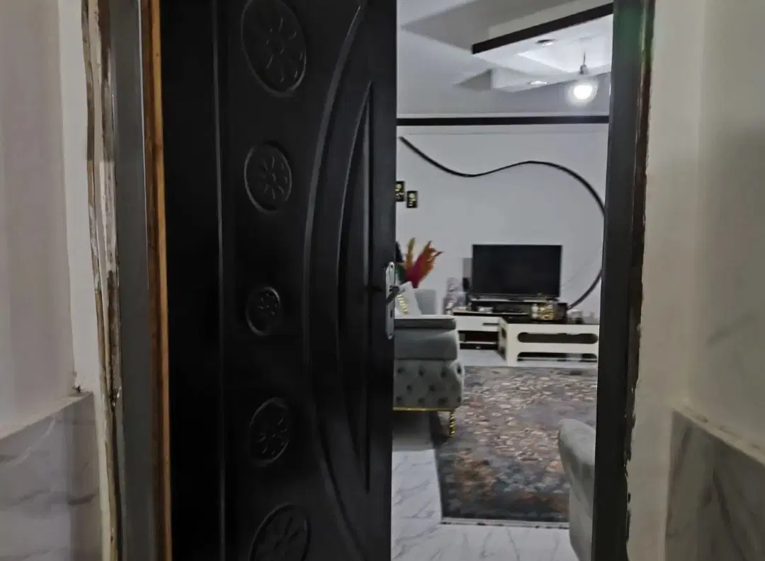 املاک پرتو طبقه همکف کرسی بلند رزمندگان