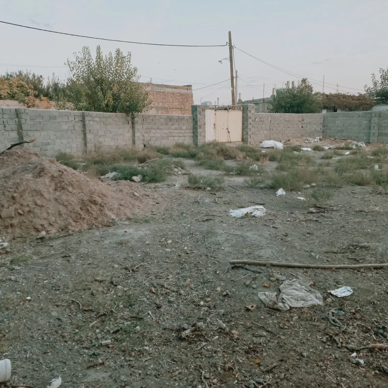 زمین مسکونی