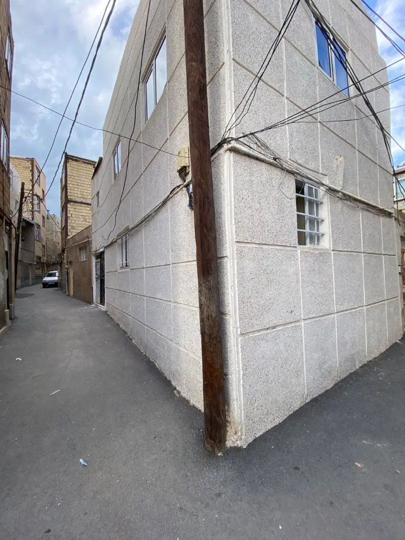 خانه ۵۰ متری در آخر عباسی