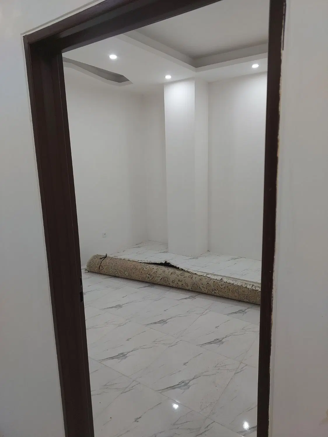 آپارتمان ۱۴۷ متری تک واحدی سند دار