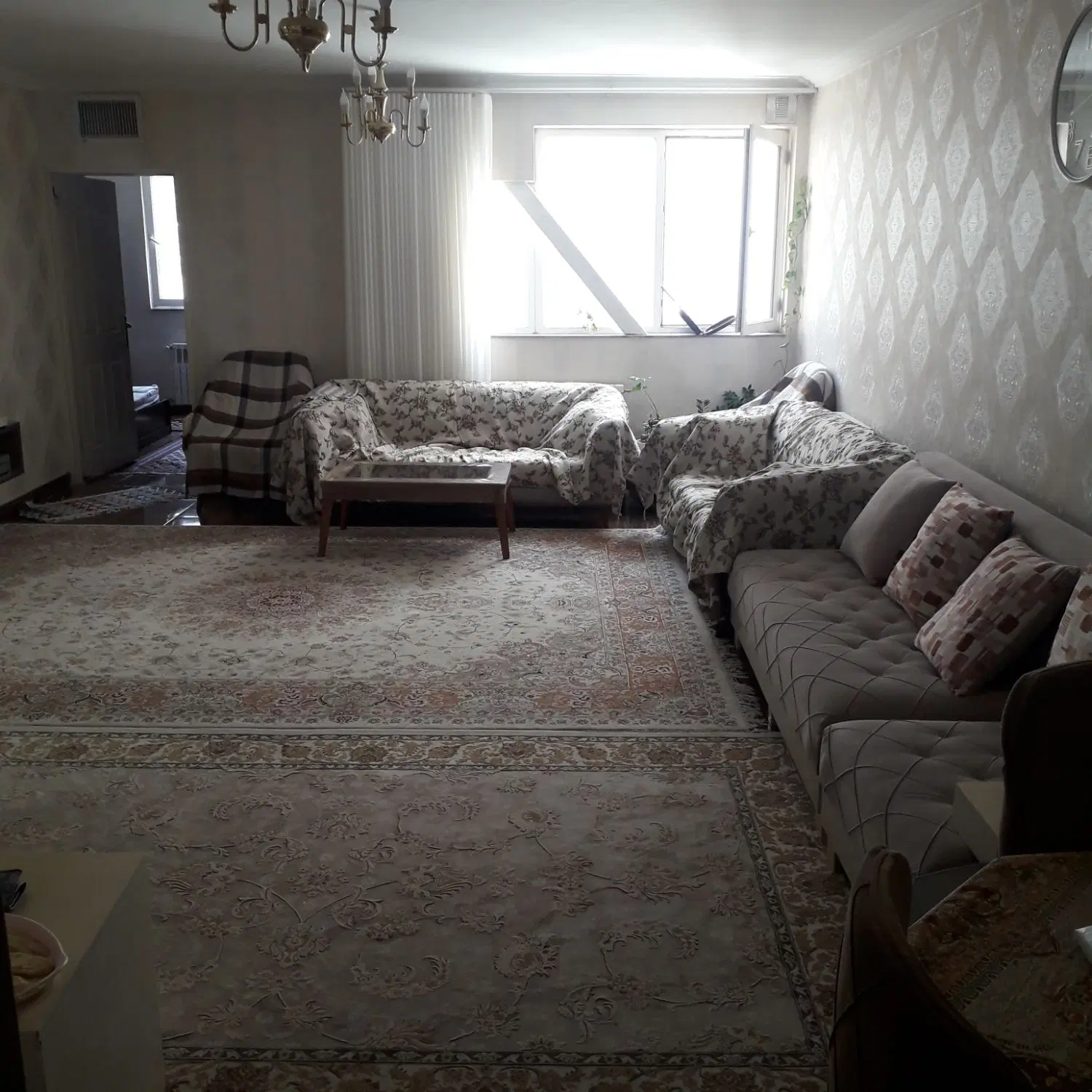 اپارتمان۹۱ متری کوچه نادری