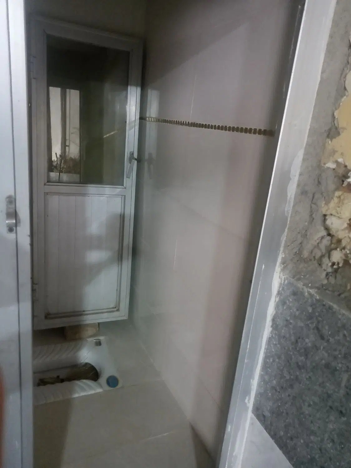 مغازه به متراژ ۲۵ مترمربع ، بر خیابان